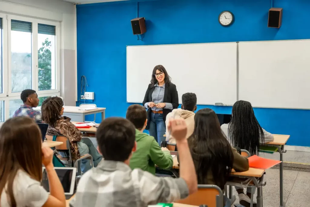 profesora en aula